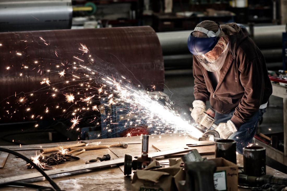 Nieuwe orders en productie stimuleren groei