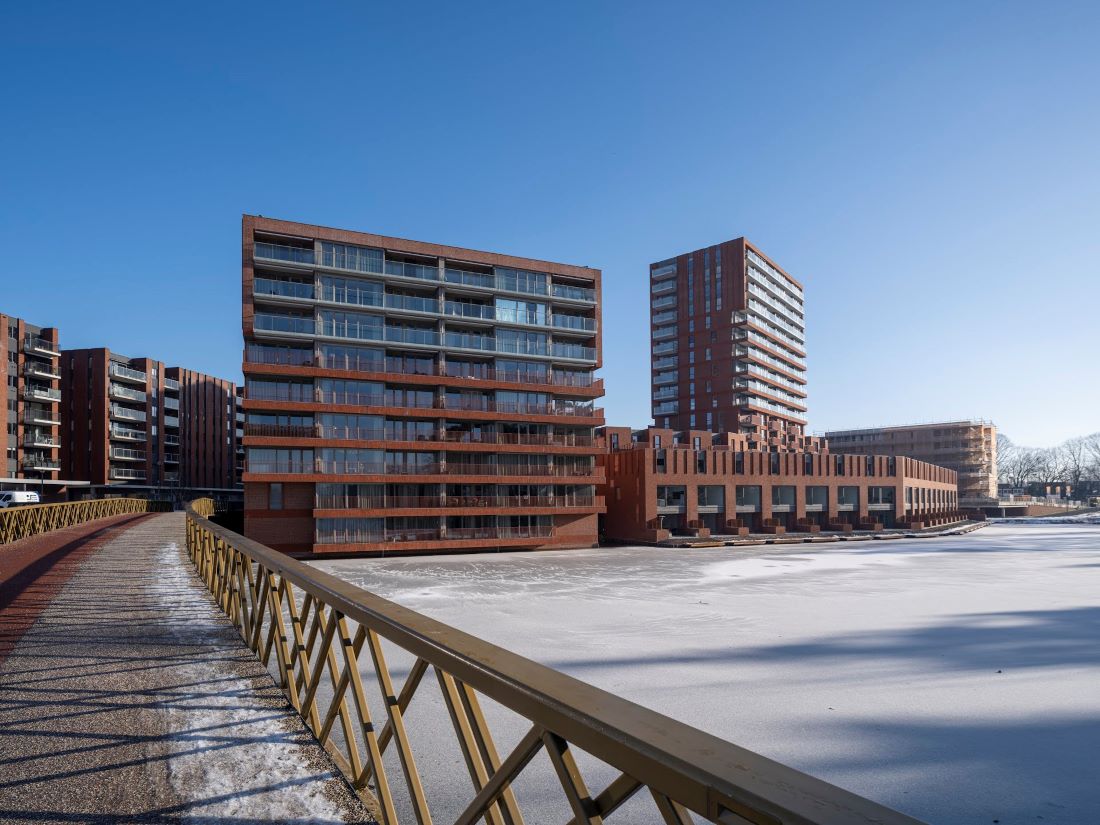 Interduct versterkt positie met volledige overname BJ-Lupron