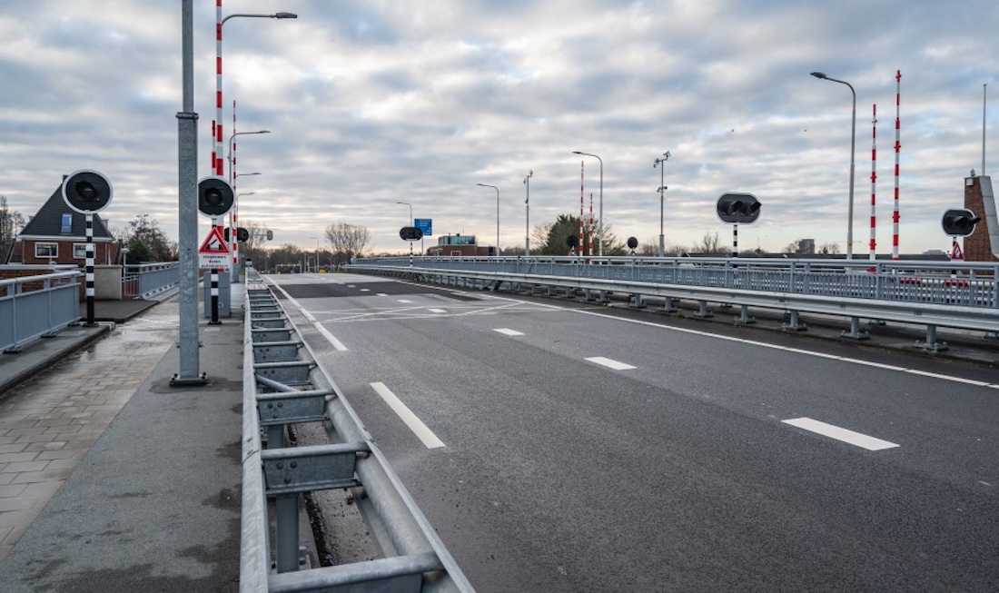  8 op 9 mei metingen bij Brug Ouderkerk
