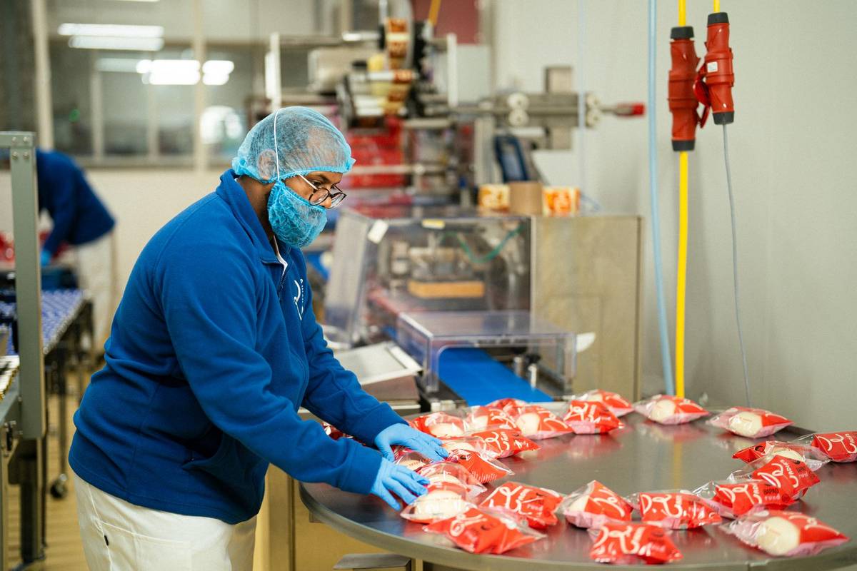 Kadir's Happy Halal-snacks nu ook bij PLUS verkrijgbaar