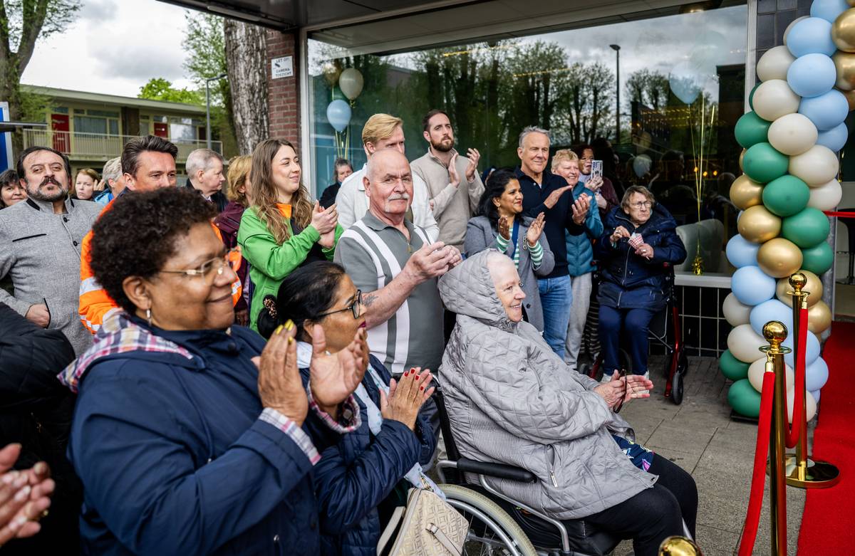 Sociaal café verbindt bewoners Molirebuurt Rotterdam