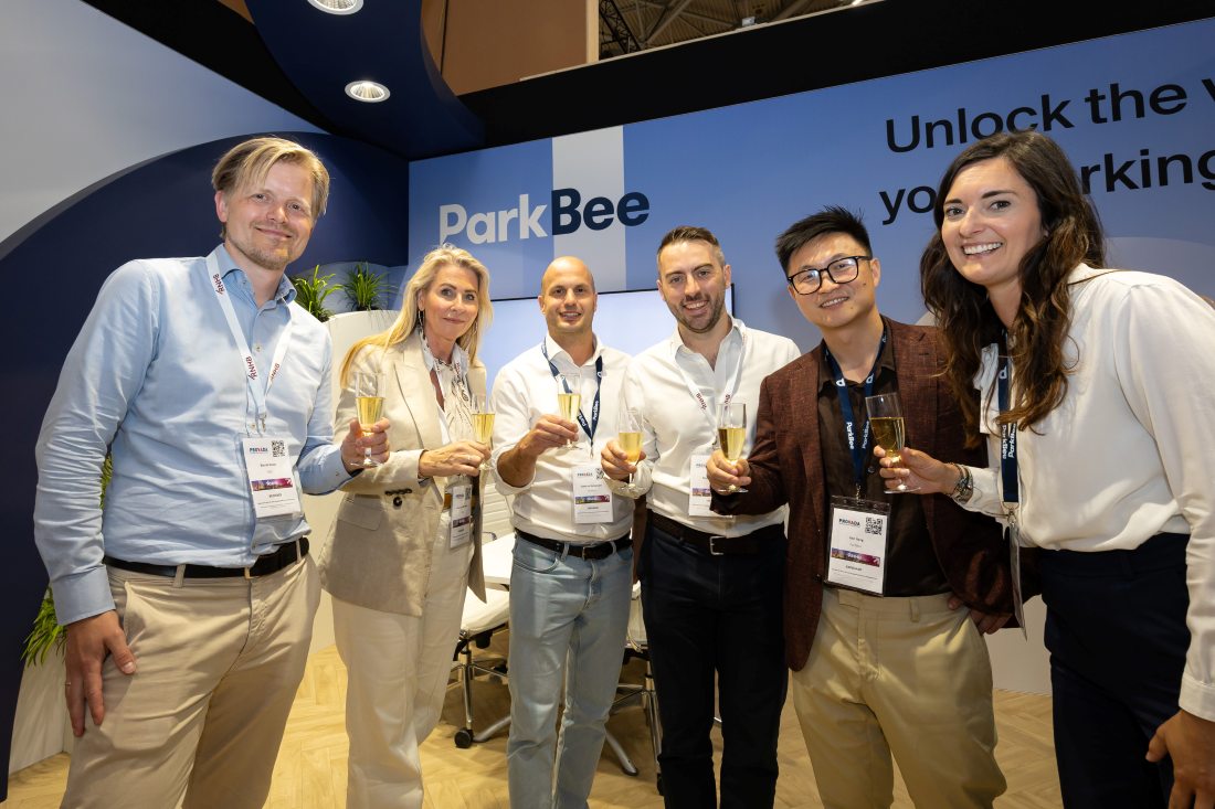 IWG en ParkBee maken 328 kantoorlocaties slim bereikbaar