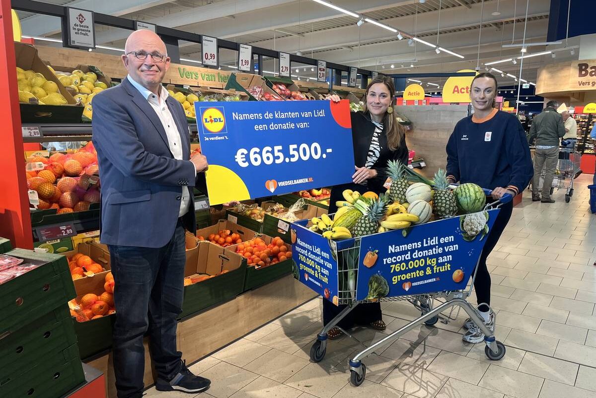 Lidl doneert recordhoeveelheid vers voedsel aan voedselbanken