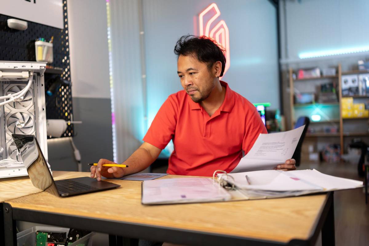 Belastingdienst helpt ondernemers met btw-aangifte voor deadline