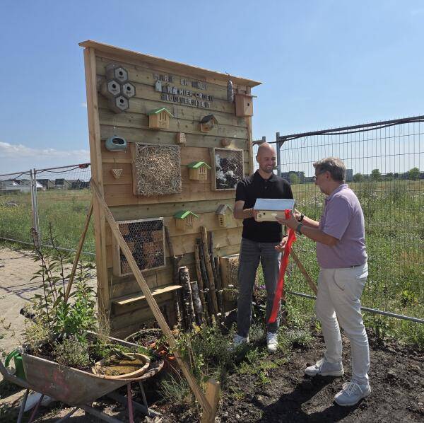 Van Wijnen bouwt 61 woningen met biodiversiteitswand in Zeewolde
