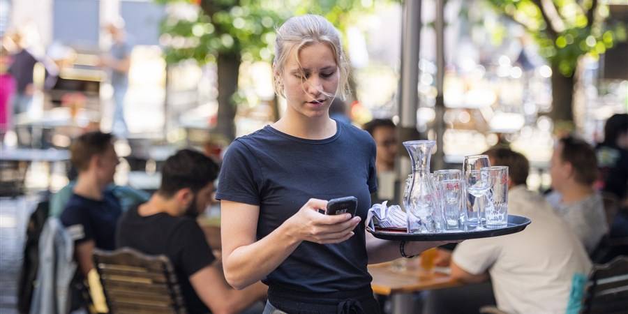 Nederlanders nemen meeste vakantie-uren op in augustus