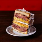Stooges' Funhouse lanceert sandwichzaak in Rotterdam