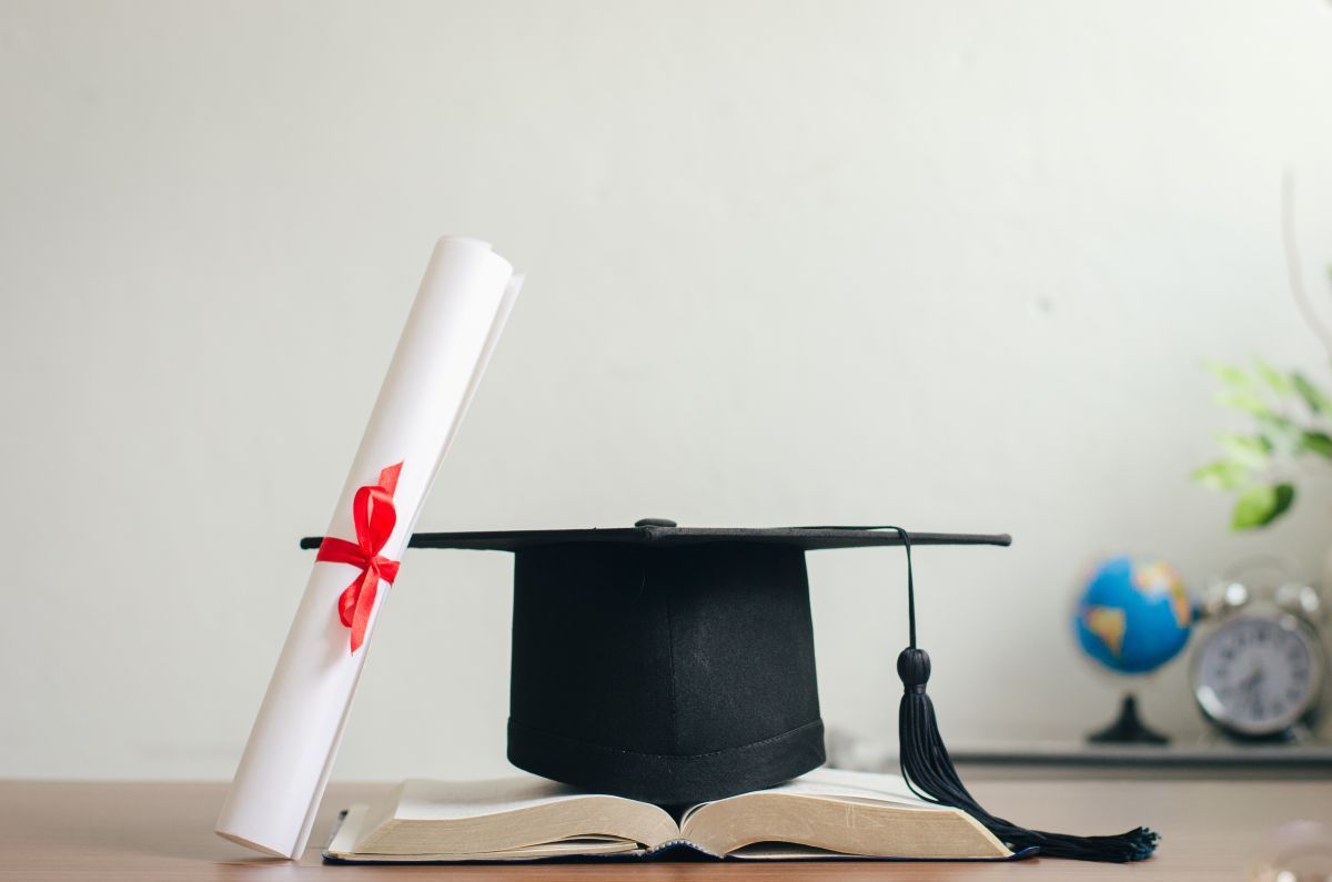 Diploma-eis in vacatures sluit onnodig talent uit bij personeelstekort