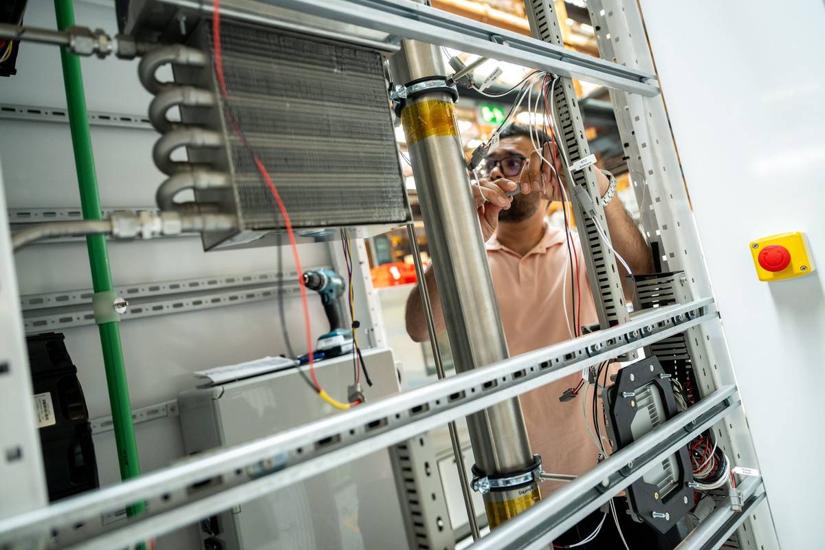 Driekwart Nederlanders vindt hightech cruciaal, maar kent sector niet