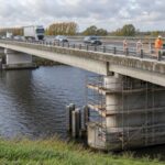 Kabinet maakt 18 miljard euro vrij voor wegen, spoor en bruggen