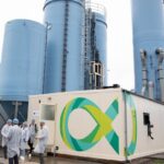 Drukkerij in Harlingen zet afvallucht om in biogas, wereldprimeur
