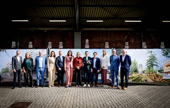 Arnhem ontvangt minister voor overleg over Rijnpark woningbouwproject