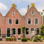 Huizenprijzen in de Randstad stijgen minder dan in Zuidwest-Drenthe