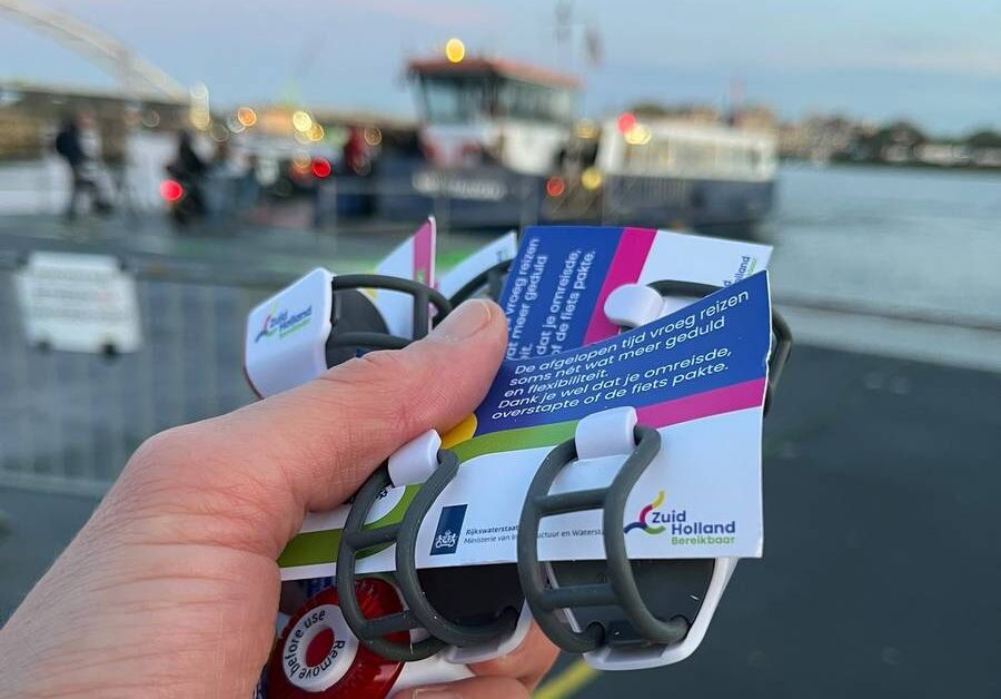 Papendrechtsebrug dicht: 500.000 passagiers varen met de veerboot